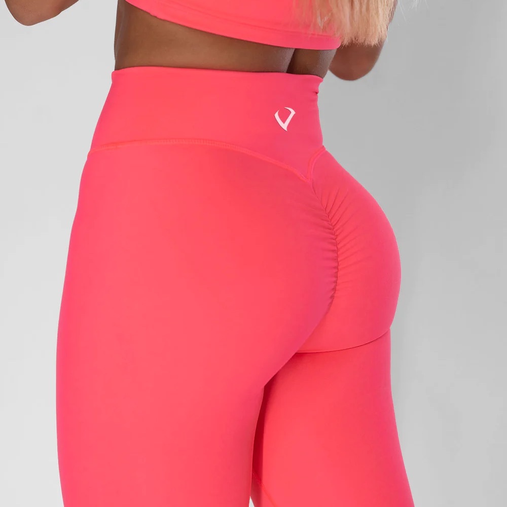 3 piece set Violate The Dresscode Vice Maax - shorts Never worn in Coral